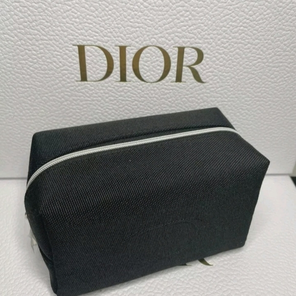 Dior Logo Black makeup bag - Picture 7 of 10
